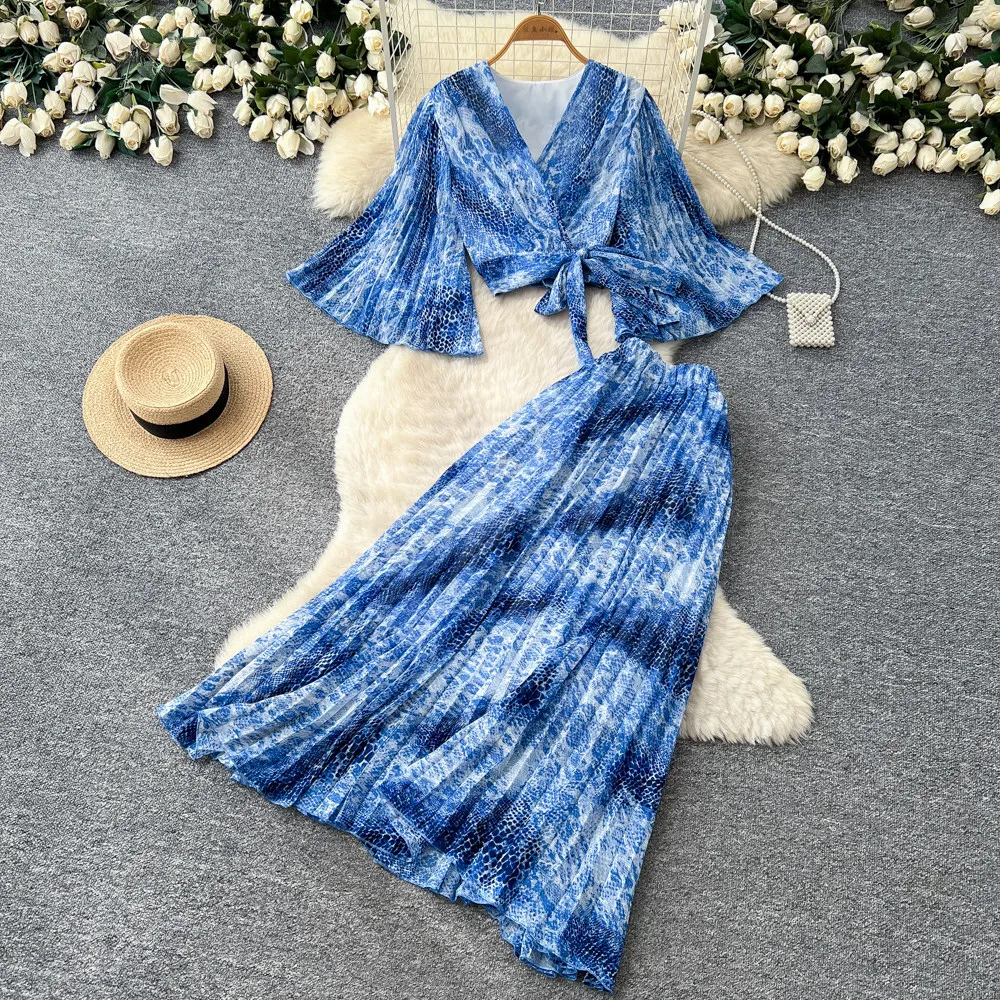 Women Two Piece Sets Skirt Set V Neck Flare Sleeve Tops Leopard Print Long Skirts A Line High Waist Y2k Streetwear Elegant 2026
Women Two Piece Sets Skirt Set V Neck Flare Sleeve Tops Leopard Print Long Skirts A Line High Waist Y2k Streetwear Elegant 2026