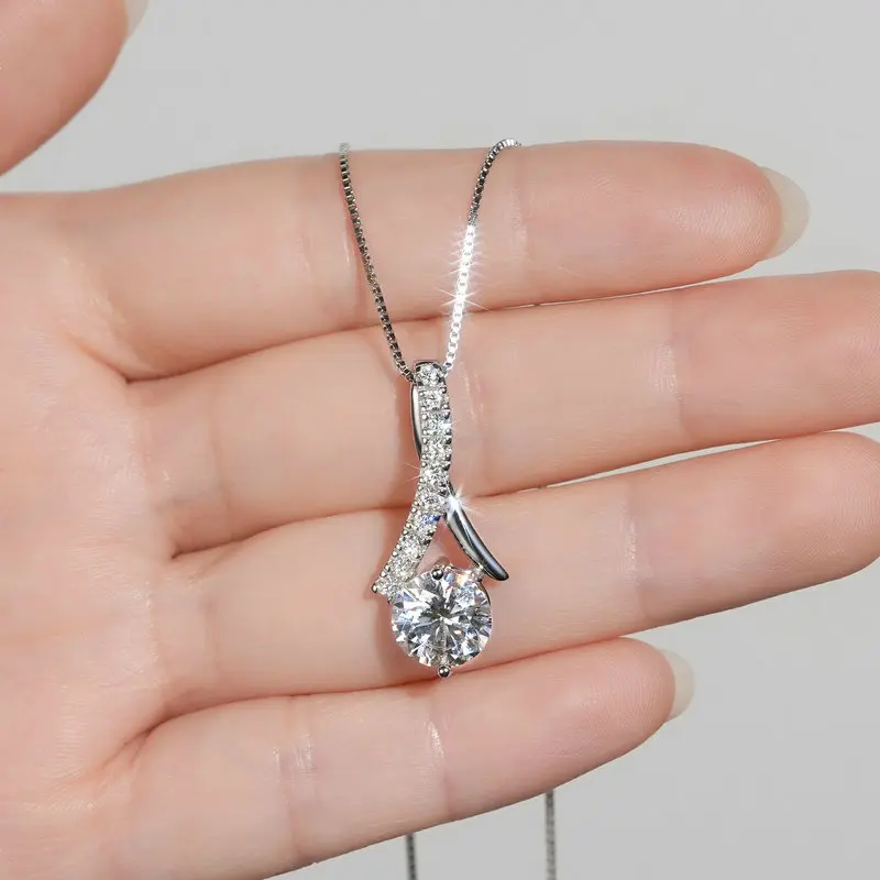 IOGOU D1.14CT/D2.25CT/D3.30CT Moissanite Fashion Infinity Pendant Necklace for Women Silver 925 Engagement Jewelry Wedding Gift
IOGOU D1.14CT/D2.25CT/D3.30CT Moissanite Fashion Infinity Pendant Necklace for Women Silver 925 Engagement Jewelry Wedding Gift