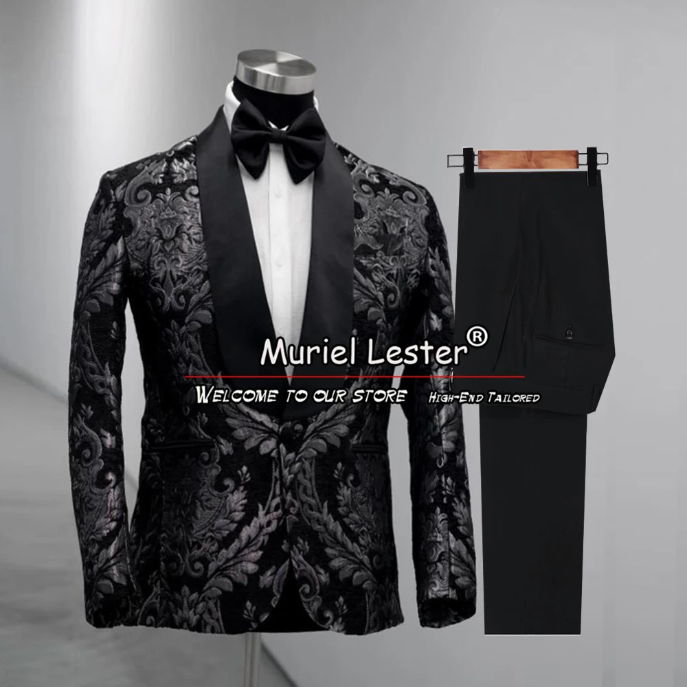 Premium Black & Gunmetal Filagree Men Suits Custom Made Black Peaked Lapel Jacket Pants 2 Pieces Groom Tuxedos Costume Homme
Premium Black & Gunmetal Filagree Men Suits Custom Made Black Peaked Lapel Jacket Pants 2 Pieces Groom Tuxedos Costume Homme