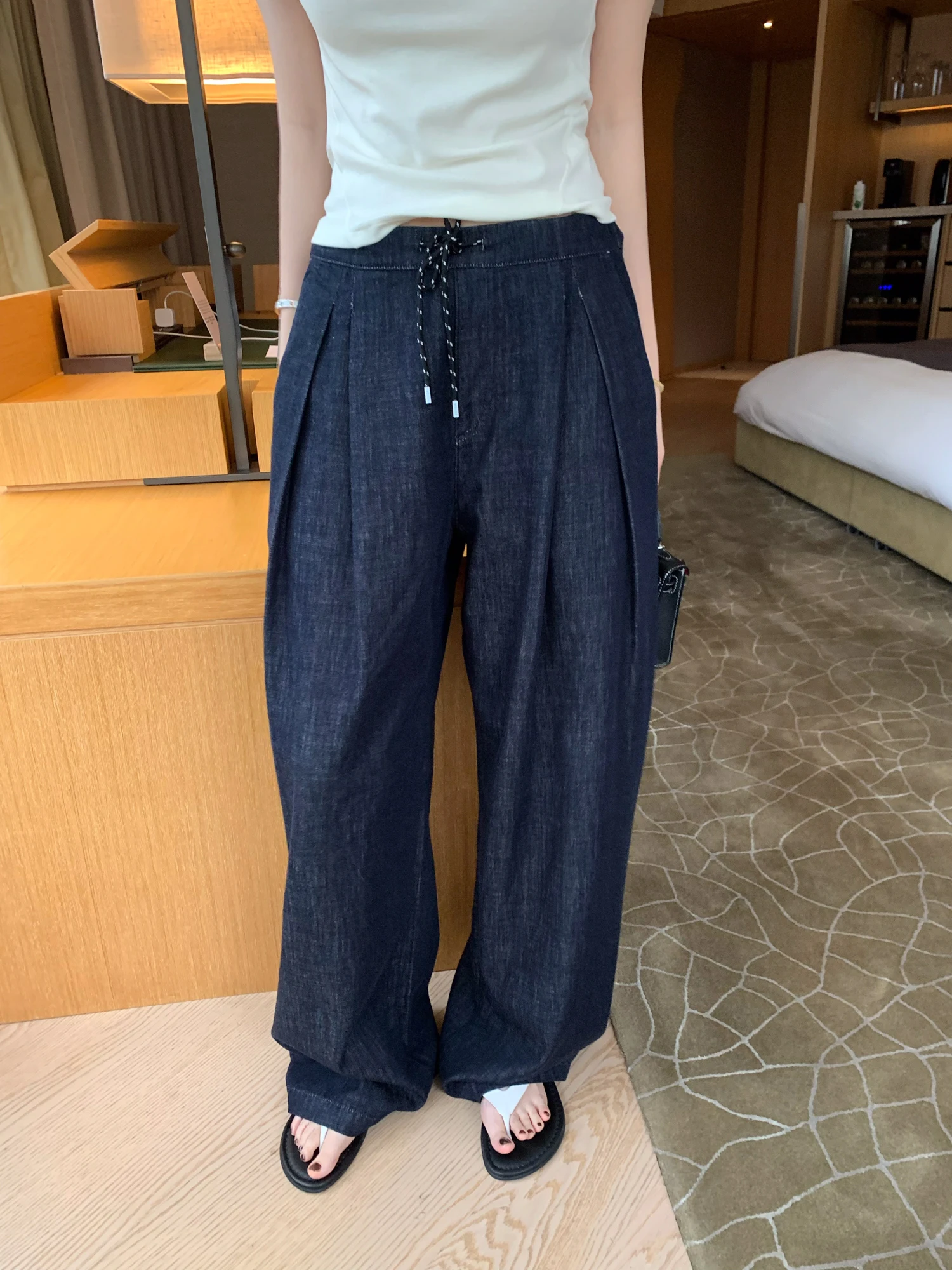 Realzz Official Light Soft Original Jeans Casual Chic Folded Waist Spring Summer Women's Straight Leg Non-Stretch Denim
Realzz Official Light Soft Original Jeans Casual Chic Folded Waist Spring Summer Women's Straight Leg Non-Stretch Denim
