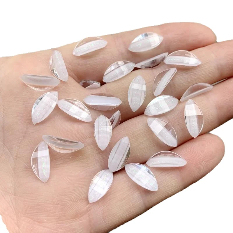 Wholesale beautiful white petal Rhinestone Wedding Decoration resin flat bottom DIY jewelry making accessories rhinestone
Wholesale beautiful white petal Rhinestone Wedding Decoration resin flat bottom DIY jewelry making accessories rhinestone