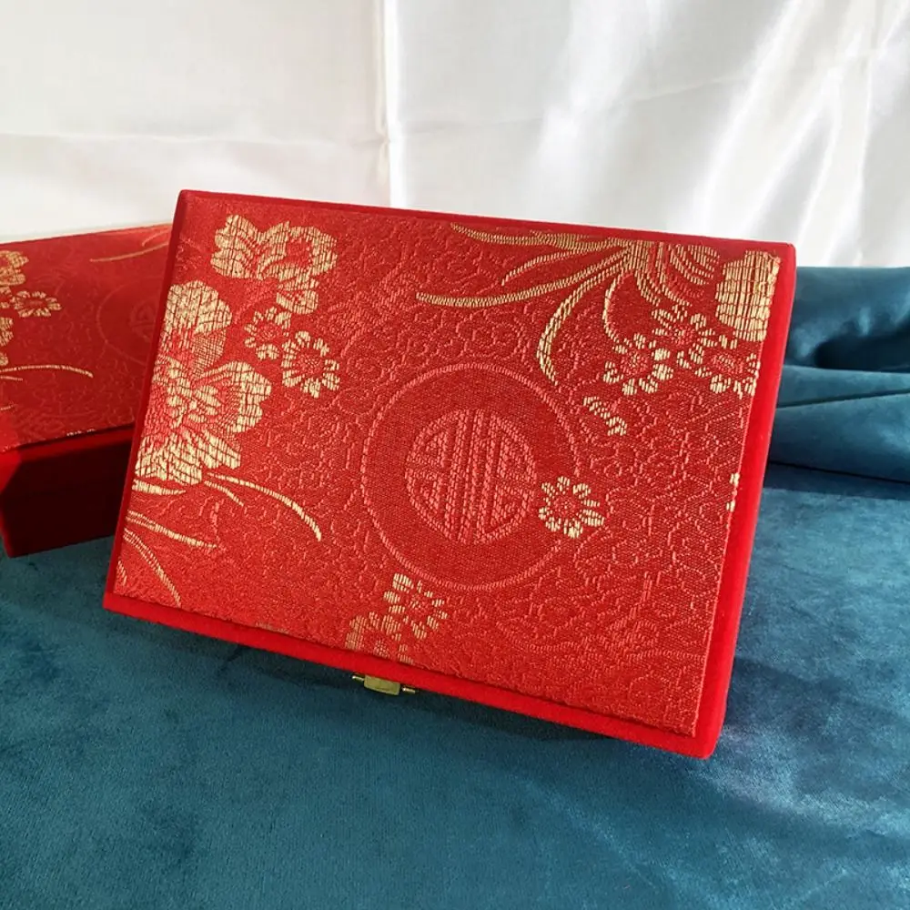 Dragon and Phoenix Golden Jewelry Set Storage Box Velvet Red Wedding Jewelry Display Box Multi-function Large Capacity
Dragon and Phoenix Golden Jewelry Set Storage Box Velvet Red Wedding Jewelry Display Box Multi-function Large Capacity