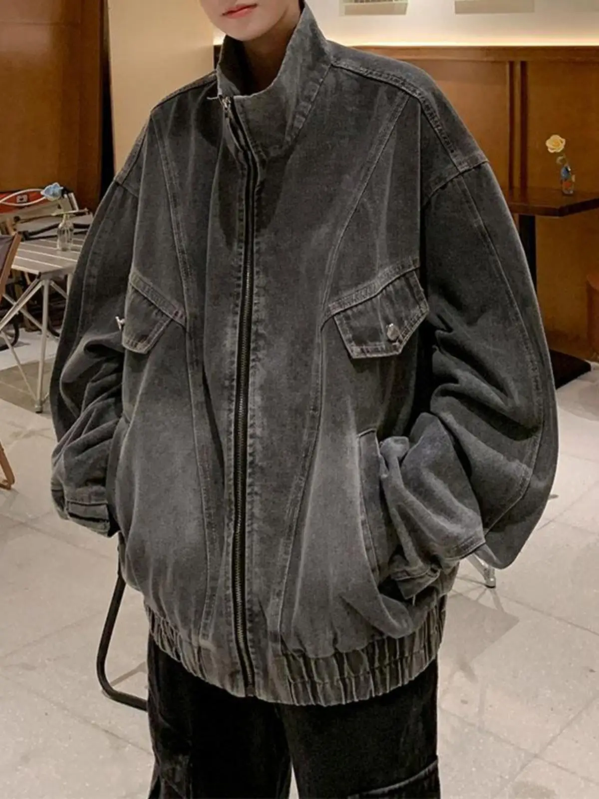 Мужская джинсовая куртка Waed с воротником на молнии, винтажная, в американском уличном стиле, весна-осень, с инвертированной установкой молнии
Мужская джинсовая куртка Waed с воротником на молнии, винтажная, в американском уличном стиле, весна-осень, с инвертированной установкой молнии