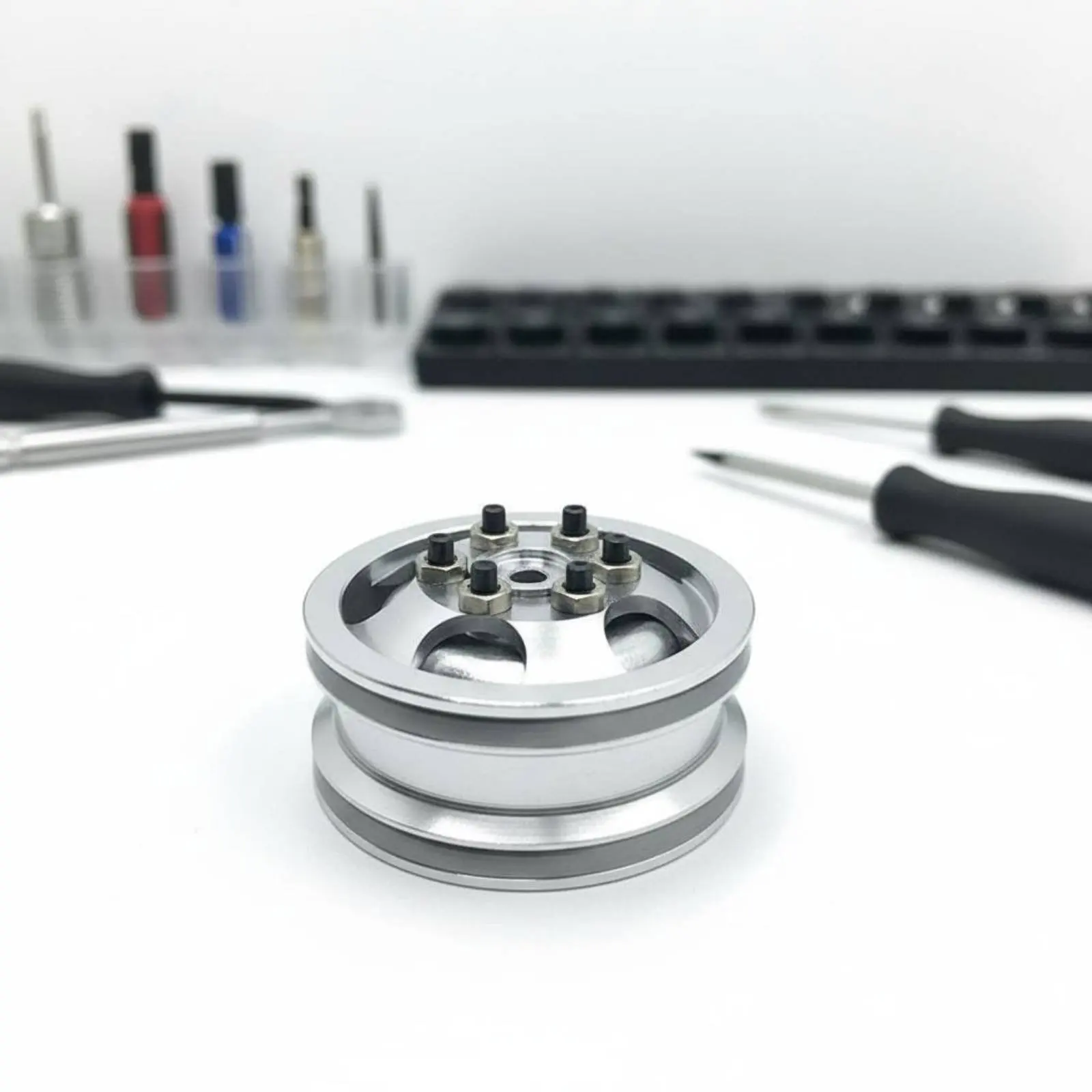 6WD RC Vehicle Wheel Hubs Robust Duty Metal Wheel Hub Set 1/16 Scale Vehicle Rims
6WD RC Vehicle Wheel Hubs Robust Duty Metal Wheel Hub Set 1/16 Scale Vehicle Rims