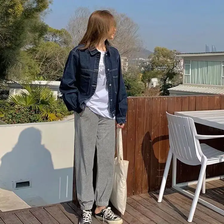 plus Size Denim Jacket Women's Loose Fit Vintage Hong Kong Style Slimming Design Unique Jacket Top for Pear Shaped Body
plus Size Denim Jacket Women's Loose Fit Vintage Hong Kong Style Slimming Design Unique Jacket Top for Pear Shaped Body