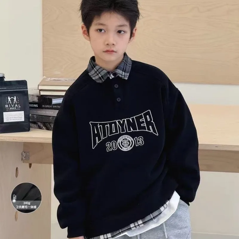 Children's Velvet Lapel Sweater Boys Autumn and Winter New 2025 Korean Version Handsome Splicing Plaid Top Boys Printed Jacket
Children's Velvet Lapel Sweater Boys Autumn and Winter New 2025 Korean Version Handsome Splicing Plaid Top Boys Printed Jacket