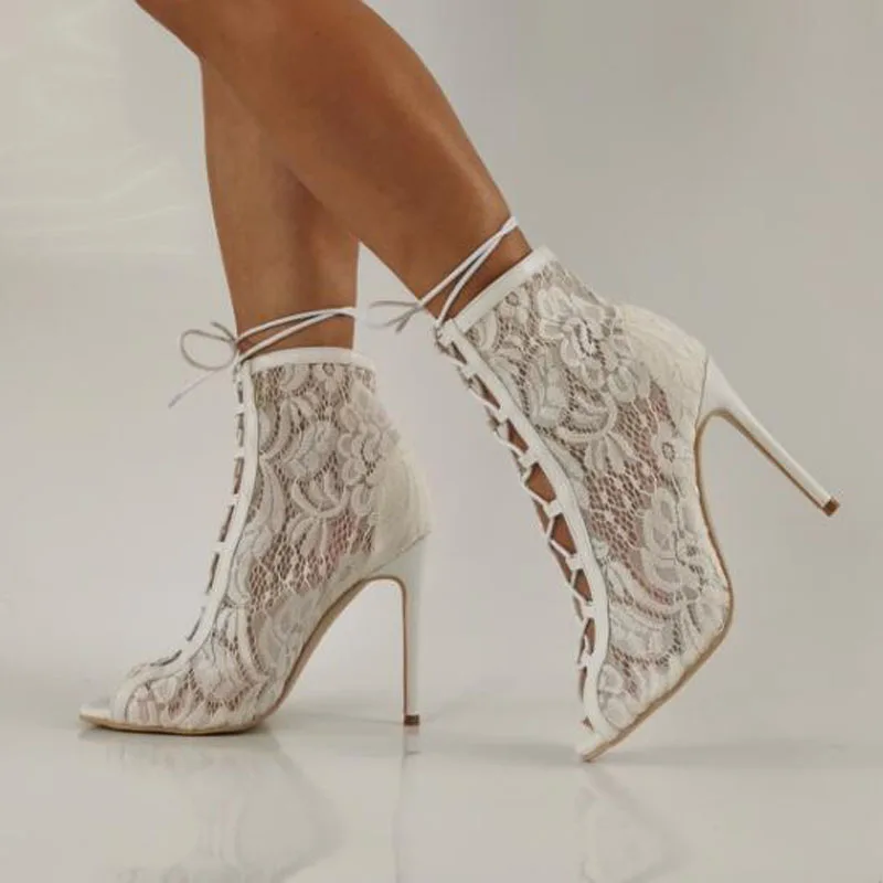 Pure White Lace Floral Cross Tied Lace Up Peep Toe Stiletto Heel Ankle Sandals Boots Women High Heel Bride Wedding Pumps Sandals
Pure White Lace Floral Cross Tied Lace Up Peep Toe Stiletto Heel Ankle Sandals Boots Women High Heel Bride Wedding Pumps Sandals