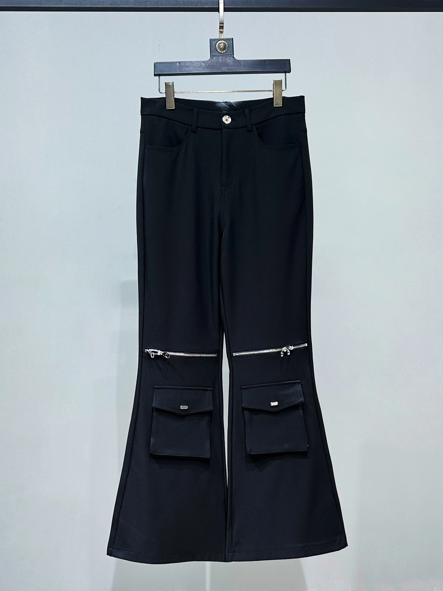 Original Men's Zippered Flared Pants Multiple kets Casual Suit Pants Spring Autumn New Design Loose Fit Youth Faion
Original Men's Zippered Flared Pants Multiple kets Casual Suit Pants Spring Autumn New Design Loose Fit Youth Faion