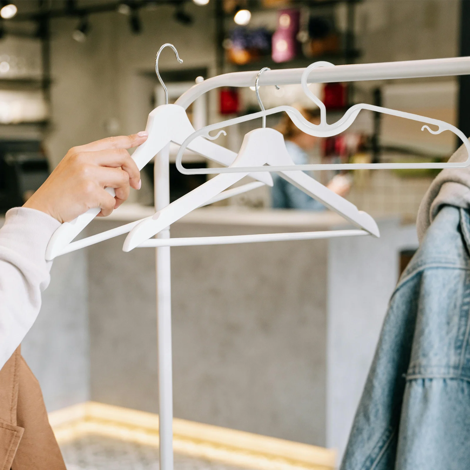 10Pcs Short Neck Non Slip Hangers Plastic Closet Organizers Space Saving Shirt Tank Dress Coat Hangers Shirt Hanger
10Pcs Short Neck Non Slip Hangers Plastic Closet Organizers Space Saving Shirt Tank Dress Coat Hangers Shirt Hanger