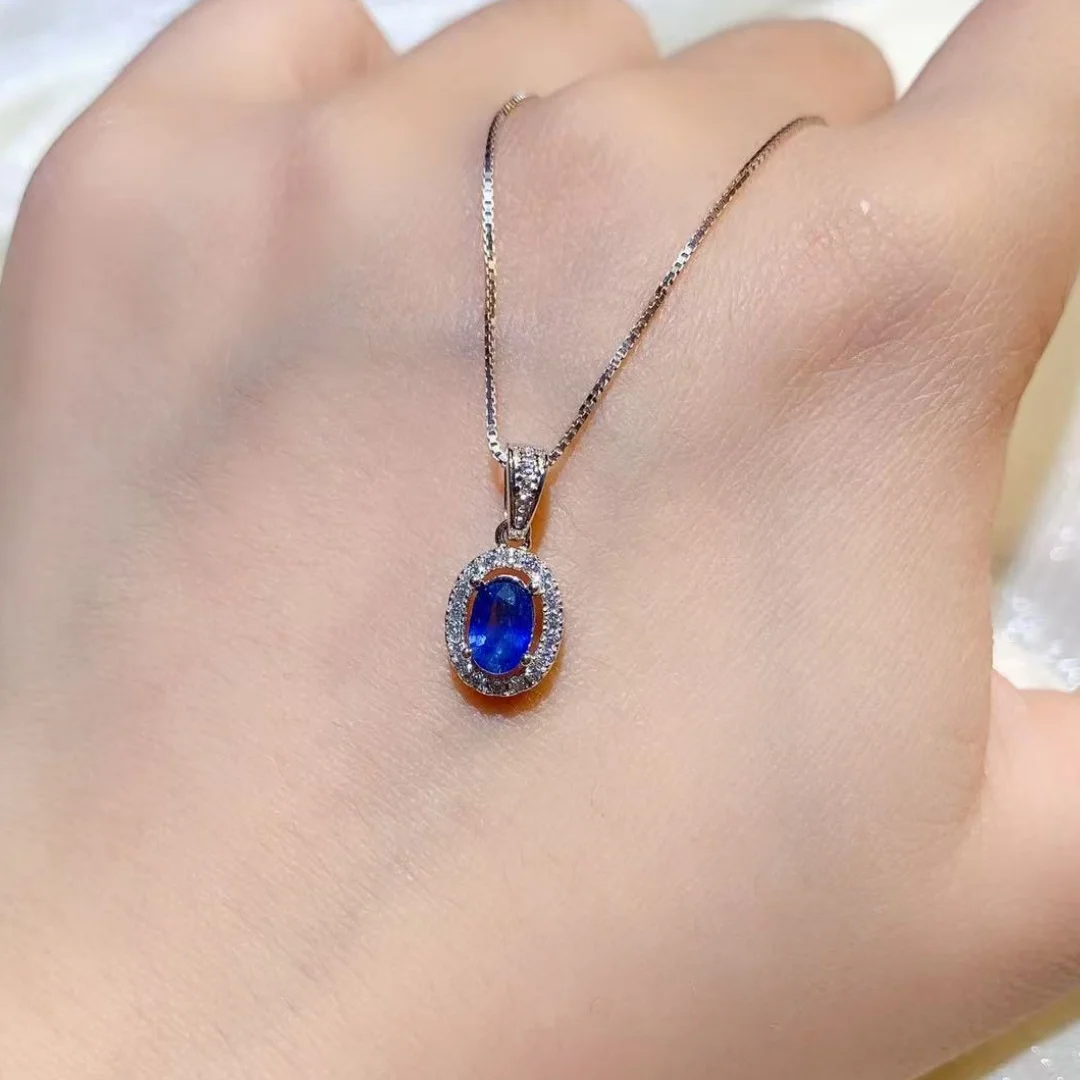 Modern Inlaid Craft Natural Sapphire Pendant S925 Pure Silver Fashion Jewelry Unique Color Gem Chic Lady Fine Ornament
Modern Inlaid Craft Natural Sapphire Pendant S925 Pure Silver Fashion Jewelry Unique Color Gem Chic Lady Fine Ornament