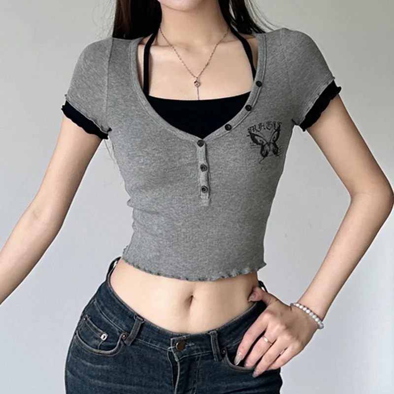 Korean Style Contrast Patchwork Halter Fake Two-piece Cropped Top Women Cute Slim-fit Short Sleeve T-shirts Y2K Tees
Korean Style Contrast Patchwork Halter Fake Two-piece Cropped Top Women Cute Slim-fit Short Sleeve T-shirts Y2K Tees