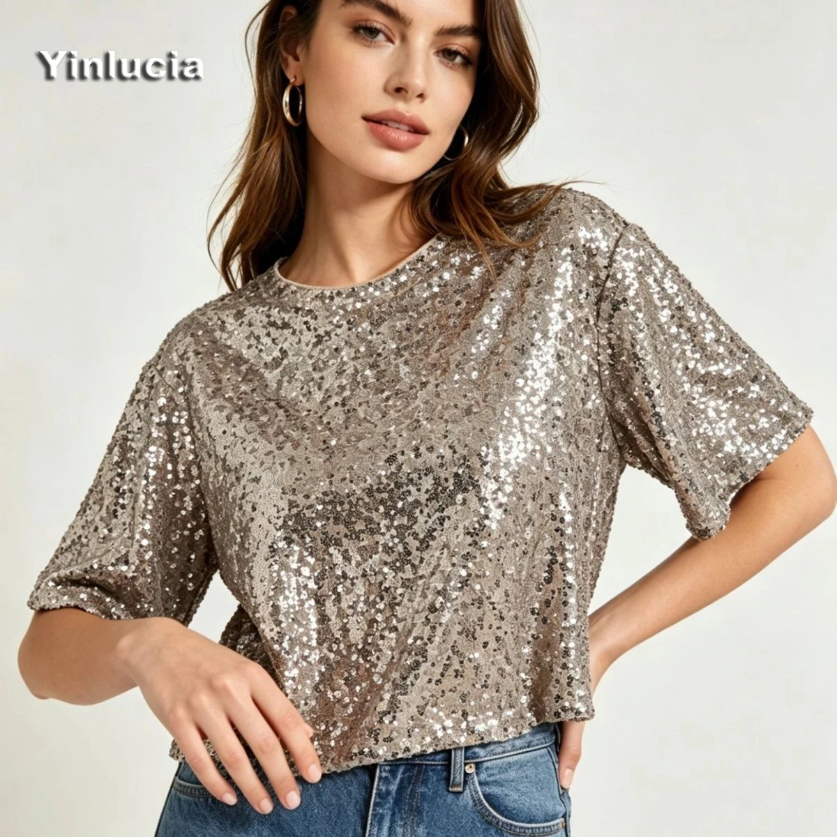Full Sequin Shiny Tee Sexy Short Navel Tops Half Sleeve Women Blouses Party Focus Hot Babes Loose Lined Pullover Y2K Street Wear
Full Sequin Shiny Tee Sexy Short Navel Tops Half Sleeve Women Blouses Party Focus Hot Babes Loose Lined Pullover Y2K Street Wear