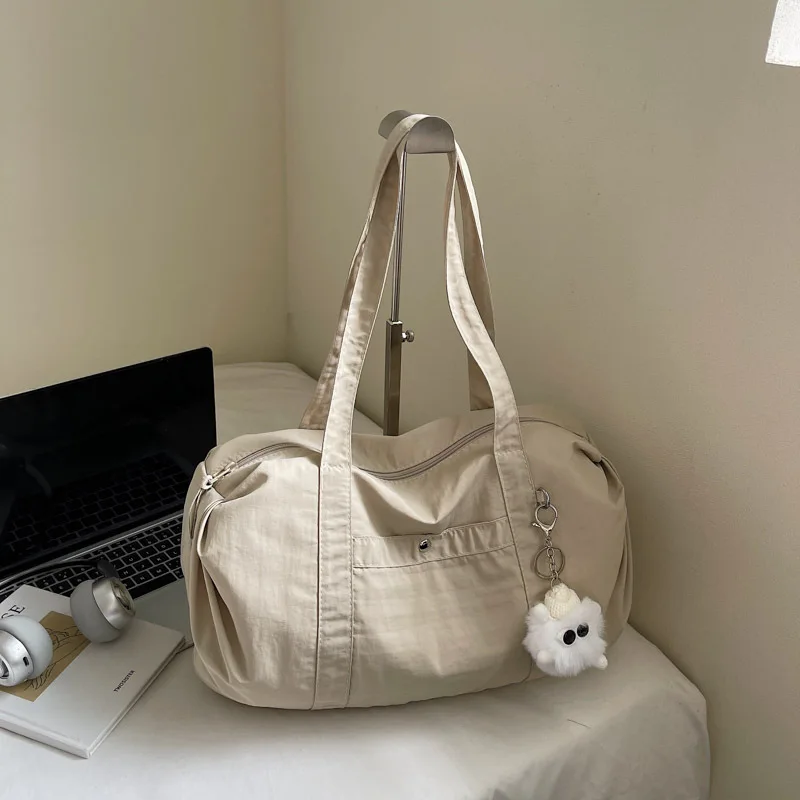 Large Capacity Commuter Tote Bag New Solid Color Waterproof Oxford Cloth Women Shoulder Bag Leisure Travel Sports Fitness Bag
Large Capacity Commuter Tote Bag New Solid Color Waterproof Oxford Cloth Women Shoulder Bag Leisure Travel Sports Fitness Bag