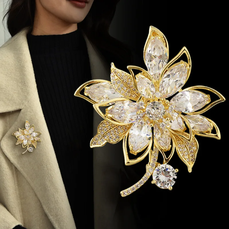 Hibiscus flower brooch, high-end feminine style, crystal brooch coat, retro exquisite pin accessories, festival gifts
Hibiscus flower brooch, high-end feminine style, crystal brooch coat, retro exquisite pin accessories, festival gifts
