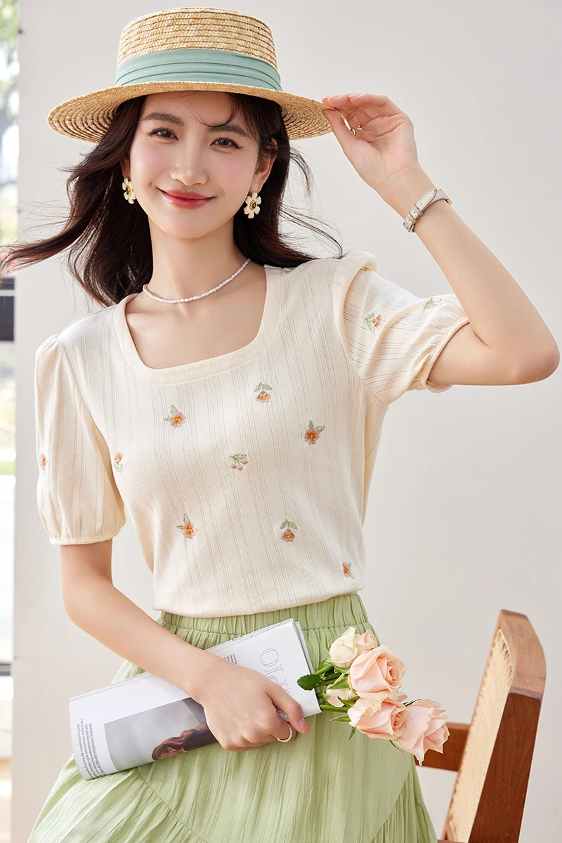 Flower Embroidery Square Collar Short Sleeve T-shirt for Women Summer New Sweet Casual Versatile Fashion Slim Knitwear Tops Tees
Flower Embroidery Square Collar Short Sleeve T-shirt for Women Summer New Sweet Casual Versatile Fashion Slim Knitwear Tops Tees