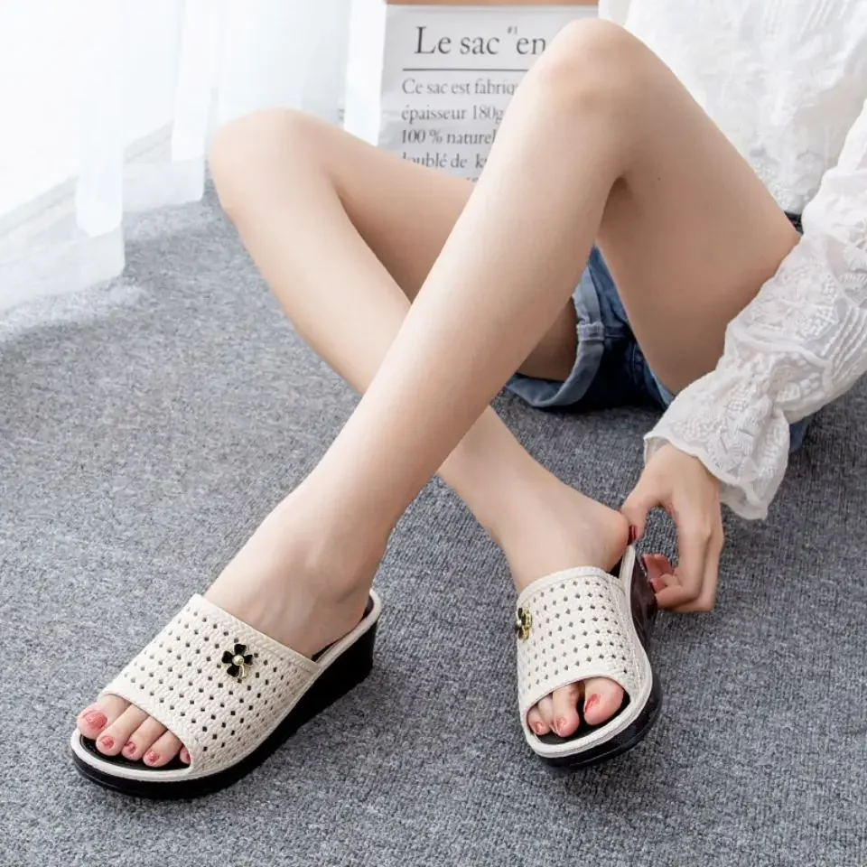 Shoes for Women Open Toe Heeled Woman Slippers Stylish Easy Wears H Sandal Summer Slides Sale 2025 On Trend Shoe Vip Pvc Sandals
Shoes for Women Open Toe Heeled Woman Slippers Stylish Easy Wears H Sandal Summer Slides Sale 2025 On Trend Shoe Vip Pvc Sandals