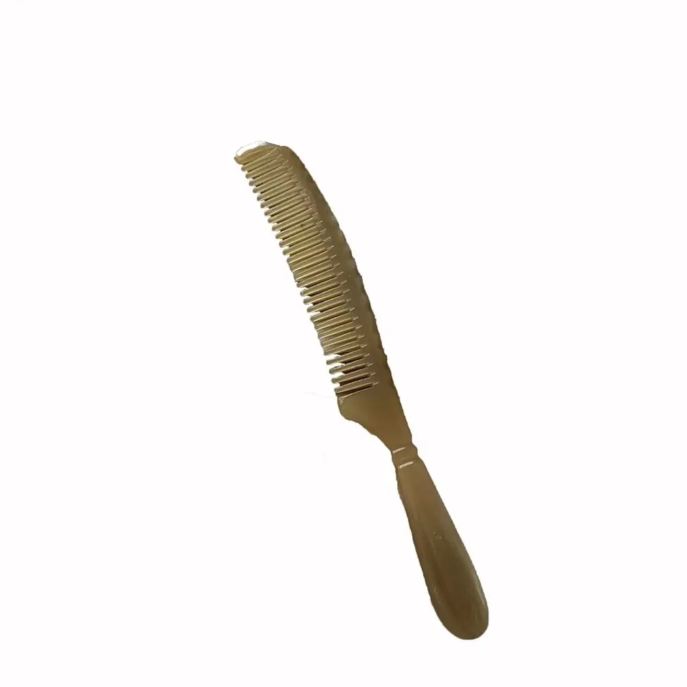 Массажная расческа из натурального рога буйвола, антистатическая гладкая расческа с узкими краями, бесшовная многофункциональная расческа для волос с тонкими зубцами для женщин
Массажная расческа из натурального рога буйвола, антистатическая гладкая расческа с узкими краями, бесшовная многофункциональная расческа для волос с тонкими зубцами для женщин