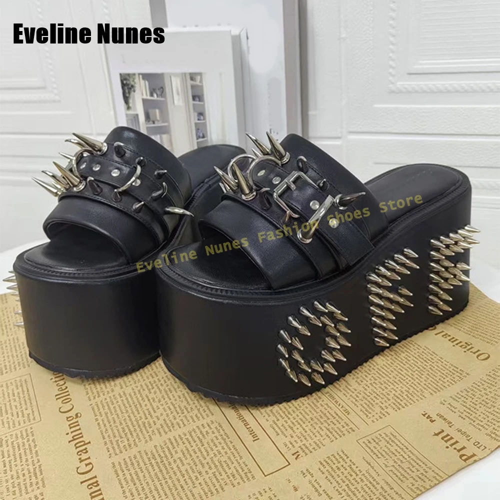 Punk Gothic Spiked Platform Wedge Slides Women Black Open Toe Thick Sole Slip On Solid Buckle Summer Sandals 2026 Punk Trend
Punk Gothic Spiked Platform Wedge Slides Women Black Open Toe Thick Sole Slip On Solid Buckle Summer Sandals 2026 Punk Trend