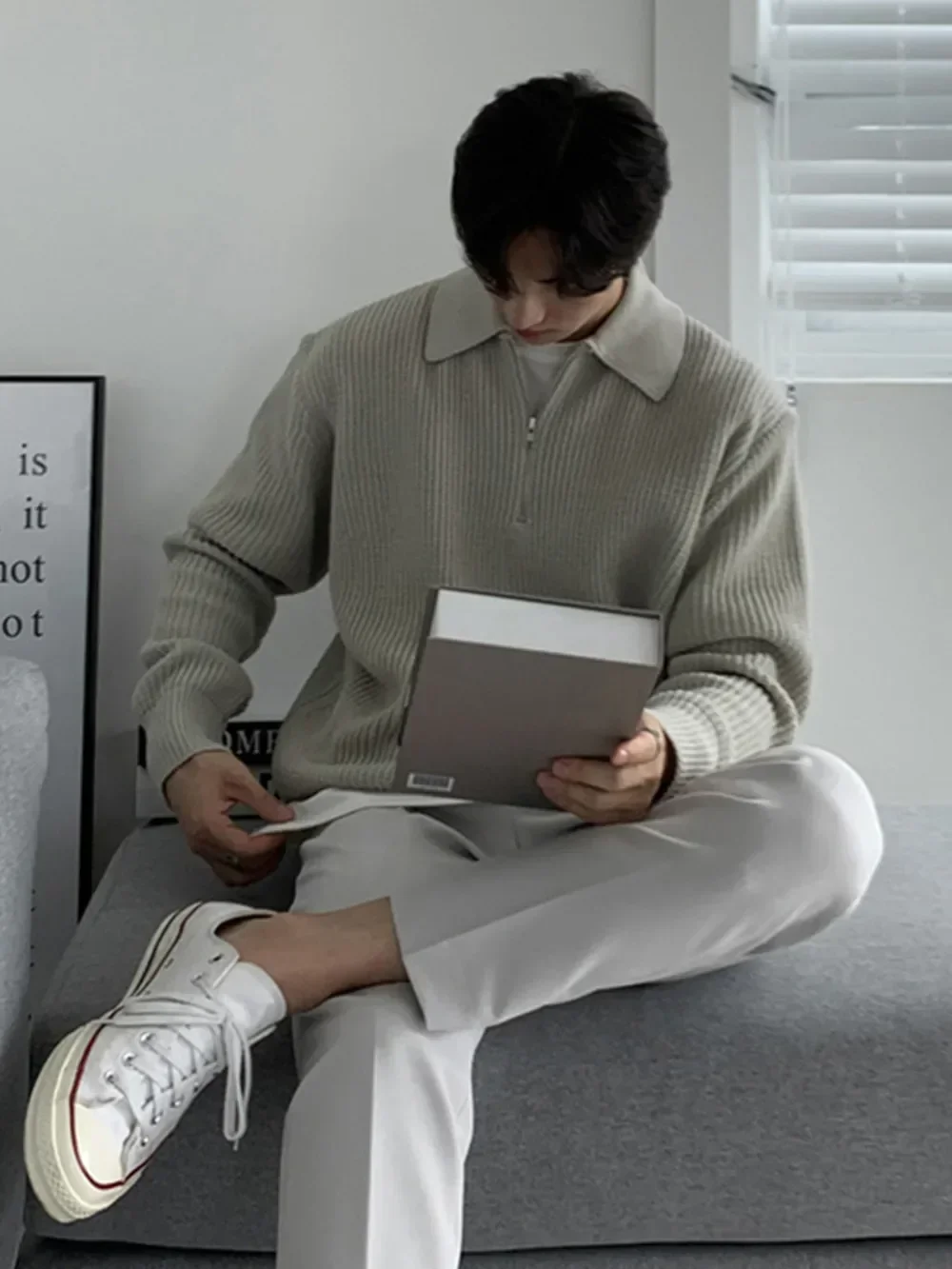 Men Sweaters Korean Fashion Chic Luxury Pullover Tops Mens Autumn Winter Vintage Loose Long Sleeve Kintted Sweater Streetwear
Men Sweaters Korean Fashion Chic Luxury Pullover Tops Mens Autumn Winter Vintage Loose Long Sleeve Kintted Sweater Streetwear