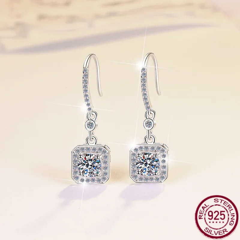 New S925 pure silver fashion ear hook tassel earrings temperament light luxury jewelry moissanite earrings wedding jewelry
New S925 pure silver fashion ear hook tassel earrings temperament light luxury jewelry moissanite earrings wedding jewelry