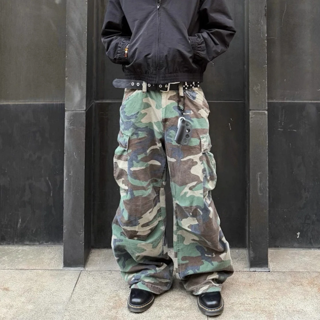 High Street Knee Pleated Pockets Camouflage Cargo Pants for Men Straight Patchwork Loose Overalls Oversized Trousers
High Street Knee Pleated Pockets Camouflage Cargo Pants for Men Straight Patchwork Loose Overalls Oversized Trousers
