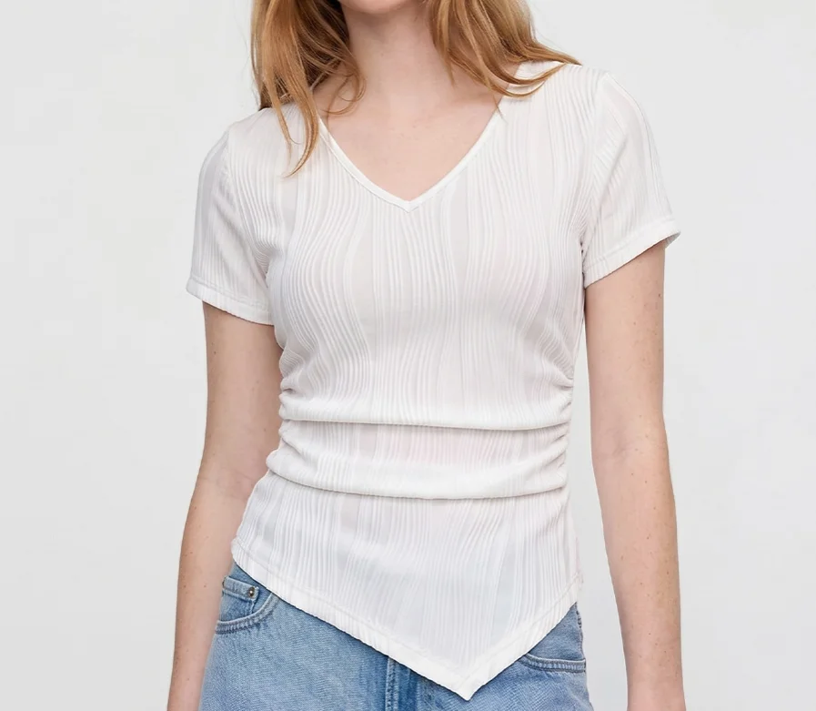 Women's T-Shirt 2026 Spring Summer New Solid Color Texture V-Neck Short Sleeve Slim Fit Irregular Hem Casual Daily T-Shirt Top
Women's T-Shirt 2026 Spring Summer New Solid Color Texture V-Neck Short Sleeve Slim Fit Irregular Hem Casual Daily T-Shirt Top