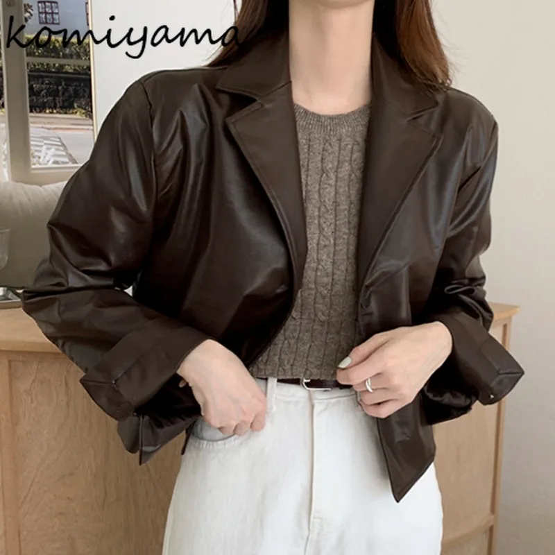 Мотоциклетная верхняя одежда из искусственной кожи, костюм с воротником Chaquetas Mujer 2025 Casaco, однобортная куртка Jaqueta Feminina с длинными рукавами
Мотоциклетная верхняя одежда из искусственной кожи, костюм с воротником Chaquetas Mujer 2025 Casaco, однобортная куртка Jaqueta Feminina с длинными рукавами