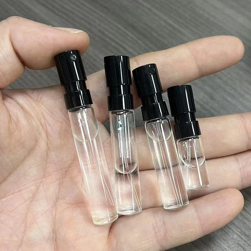 500pcs 1ml 2ml Perfume Bottle Black Spray Refillable Empty Bottles Cosmetic Containers Portable Perfume Atomizer
500pcs 1ml 2ml Perfume Bottle Black Spray Refillable Empty Bottles Cosmetic Containers Portable Perfume Atomizer