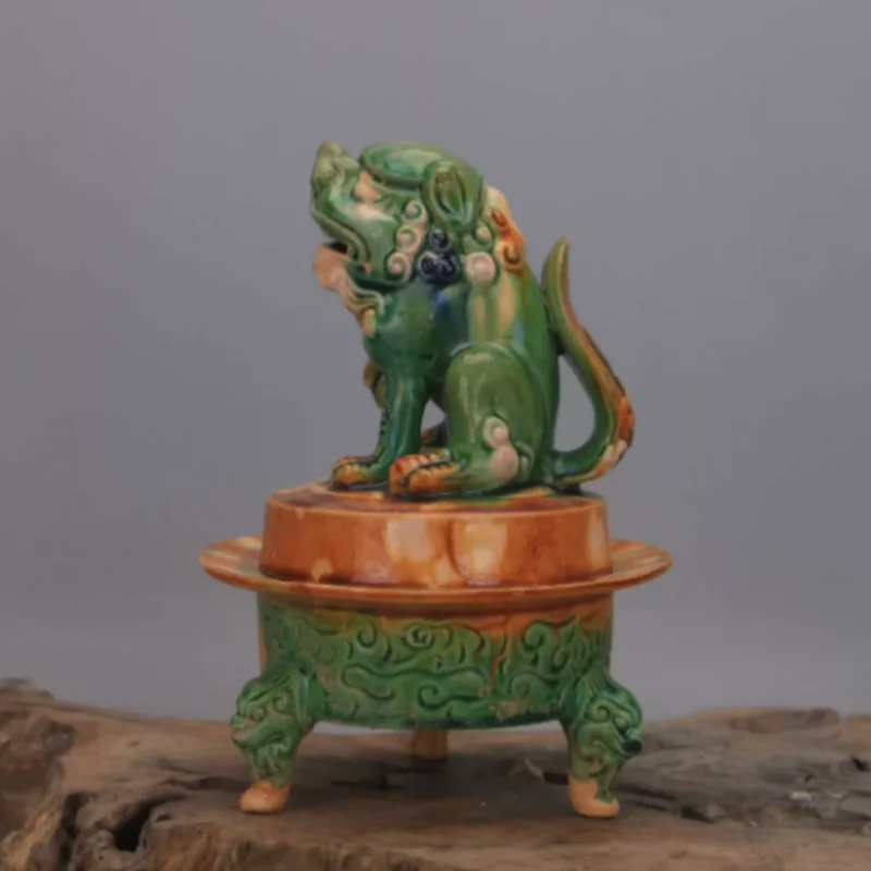 Antique ceramics green glaze carving Suanni incense burner Chinese style home decoration folk art collection crafts
Antique ceramics green glaze carving Suanni incense burner Chinese style home decoration folk art collection crafts