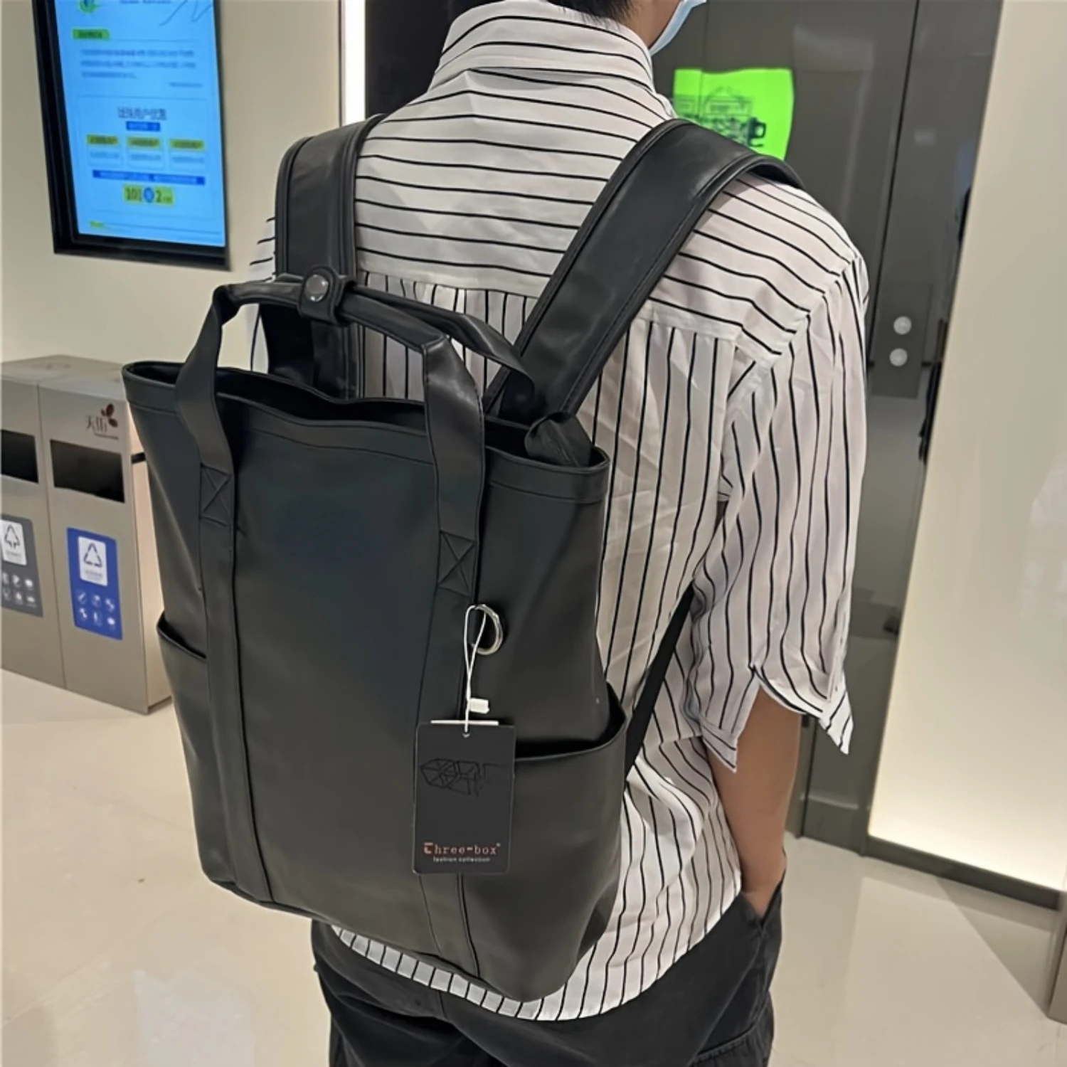 New Trendy Men's Backpack, Soft PU Leather Student Backpack, College Style Travel Bag
New Trendy Men's Backpack, Soft PU Leather Student Backpack, College Style Travel Bag
