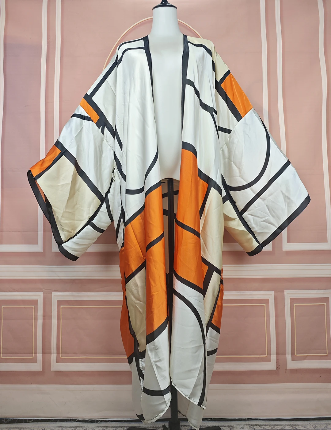 Middle East Muslim Women Summer Silk Printed Open Front Long Sleeve Kimonos African Lady Beach Swimwear Cardigans For Holiday
Middle East Muslim Women Summer Silk Printed Open Front Long Sleeve Kimonos African Lady Beach Swimwear Cardigans For Holiday