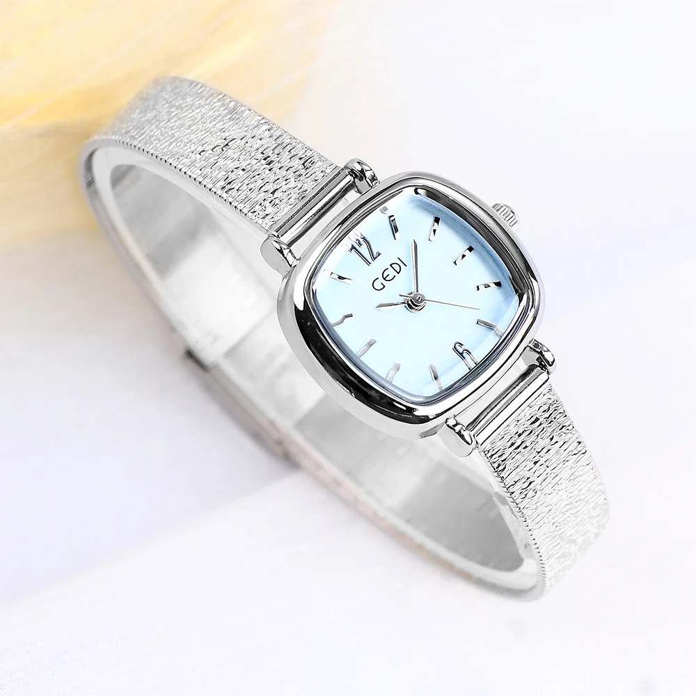 GEDI Изысканные модные кварцевые часы женские элегантные высококачественные водонепроницаемые кварцевые женские часы с ремешком из нержавеющей стали подарки
GEDI Изысканные модные кварцевые часы женские элегантные высококачественные водонепроницаемые кварцевые женские часы с ремешком из нержавеющей стали подарки