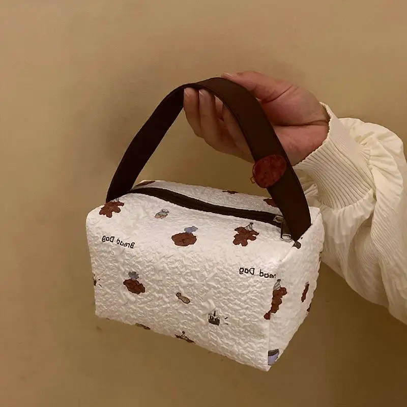 Portable Cute Small Bear Makeup Bag With Large Capacity Storage Travel Organizer Skin Care Product Storage Bag Cosmetic Handbag
Portable Cute Small Bear Makeup Bag With Large Capacity Storage Travel Organizer Skin Care Product Storage Bag Cosmetic Handbag