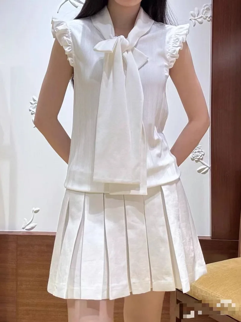 Floral Stripe Tie-Detail Sleeveless Women's Top Summer Thin Knitted Cotton round Neck Fly Sleeve Versatile New Arrival
Floral Stripe Tie-Detail Sleeveless Women's Top Summer Thin Knitted Cotton round Neck Fly Sleeve Versatile New Arrival