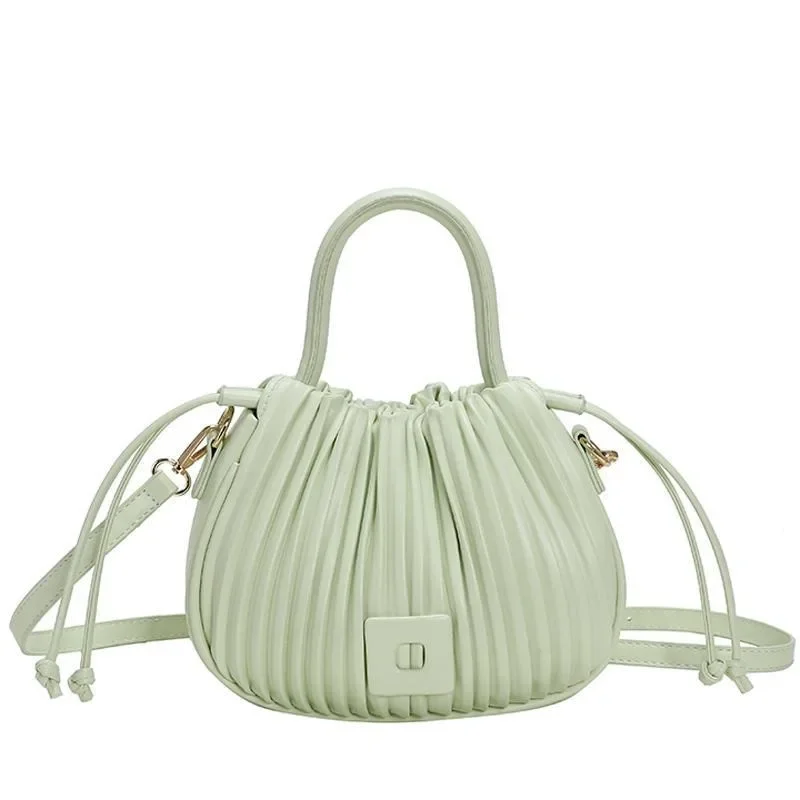Niche Design Bag New Fashion Spring and Summer Net Red Handbag with A Single Shoulder Crossbody Bag Good-looking Women's Handbag
Niche Design Bag New Fashion Spring and Summer Net Red Handbag with A Single Shoulder Crossbody Bag Good-looking Women's Handbag