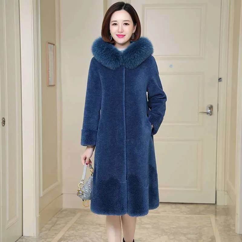 2023 Winter New Fox Fur Collar Fur Coat Women Thickened Thermal Large Size Long Outwear Fashion Casual Hooded Parkas Mom Outfit
2023 Winter New Fox Fur Collar Fur Coat Women Thickened Thermal Large Size Long Outwear Fashion Casual Hooded Parkas Mom Outfit