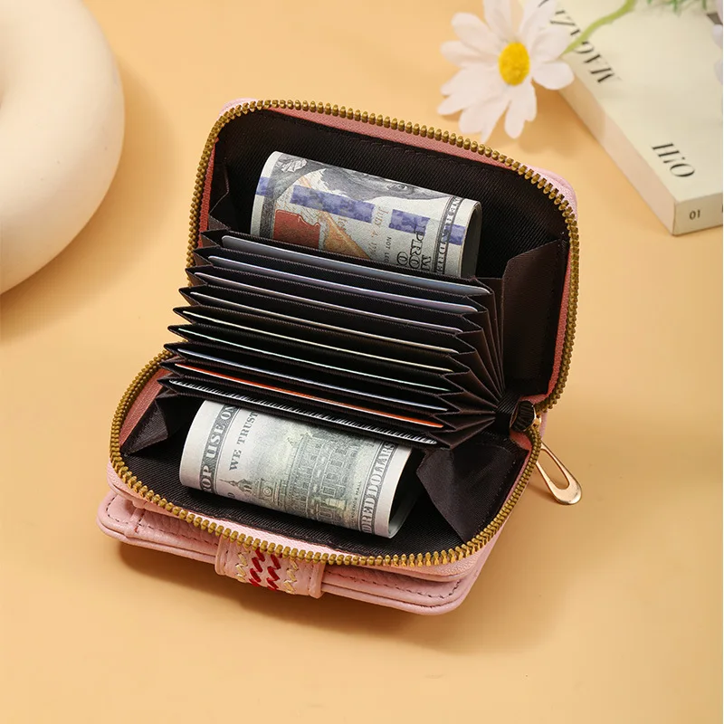 Женский однотонный короткий кошелек на молнии с пряжкой, кошелек для монет, чехол для удостоверения личности, Pochette Portaog Grupo Portefeuilles Femme Billeteras
Женский однотонный короткий кошелек на молнии с пряжкой, кошелек для монет, чехол для удостоверения личности, Pochette Portaog Grupo Portefeuilles Femme Billeteras