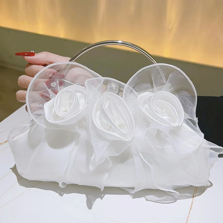 White Satin Flower Evening Bags Clutch Metal Handle Handbags for Women Wedding Party Bridal Clutches Purse Chain Shoulder Bag
White Satin Flower Evening Bags Clutch Metal Handle Handbags for Women Wedding Party Bridal Clutches Purse Chain Shoulder Bag