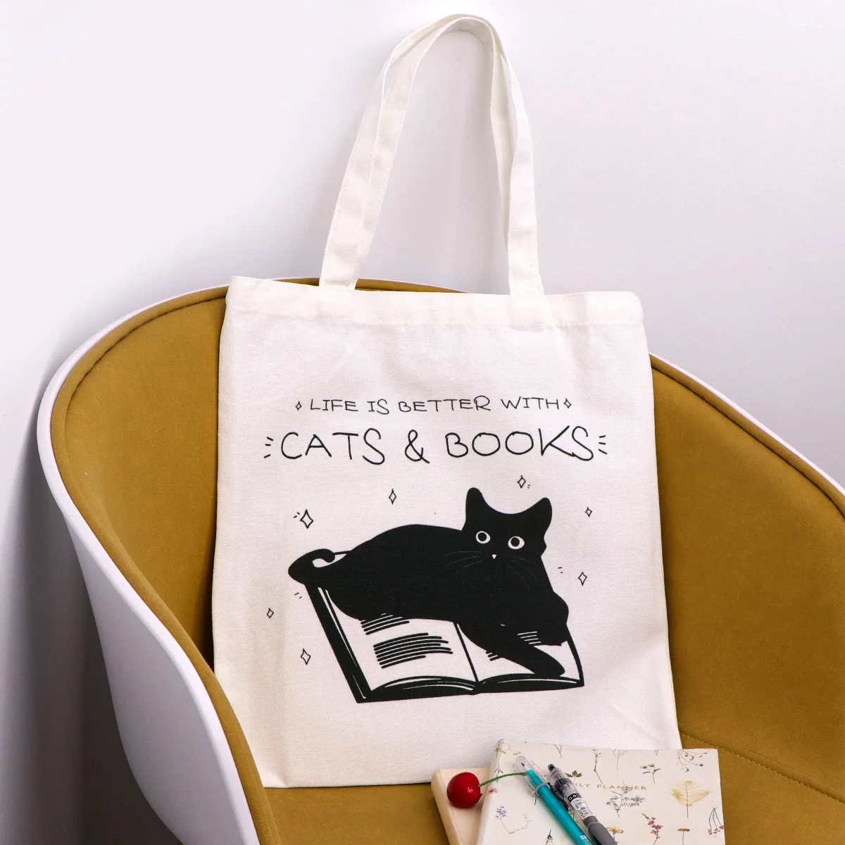 CATS & BOOKS Fashion Canvas Tote Bag Shopping Bag Women's Handbag Casual Foldable Shoulder Bag School Handbag Gift
CATS & BOOKS Fashion Canvas Tote Bag Shopping Bag Women's Handbag Casual Foldable Shoulder Bag School Handbag Gift