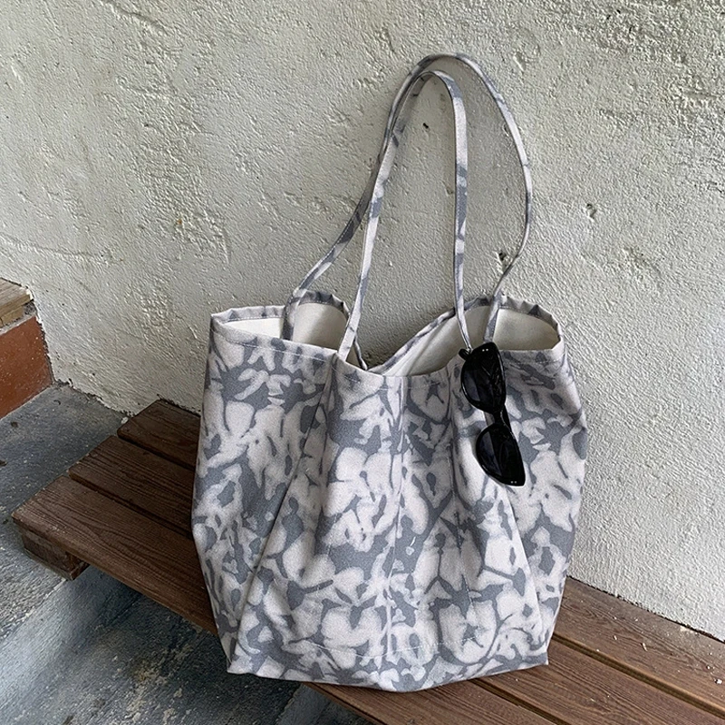 Hylhexyr женская парусиновая сумка на плечо, большая вместительная сумка для покупок, модная сумка-тоут для поездок на работу, фитнеса
Hylhexyr женская парусиновая сумка на плечо, большая вместительная сумка для покупок, модная сумка-тоут для поездок на работу, фитнеса