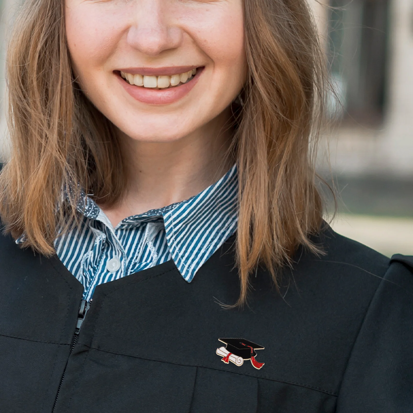 5pcs Graduation Cap Brooch Pin Metal Badge Unique Accessory For Clothes Bags Lapel Pin School Graduates Diploma Pendant
5pcs Graduation Cap Brooch Pin Metal Badge Unique Accessory For Clothes Bags Lapel Pin School Graduates Diploma Pendant