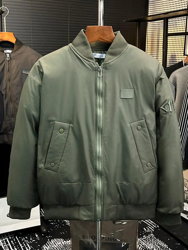 Утепленная хлопковая куртка-пилот в военном стиле для мужчин, зимняя теплая бейсбольная куртка в стиле ретро, американская куртка-бомбер на молнии
Утепленная хлопковая куртка-пилот в военном стиле для мужчин, зимняя теплая бейсбольная куртка в стиле ретро, американская куртка-бомбер на молнии