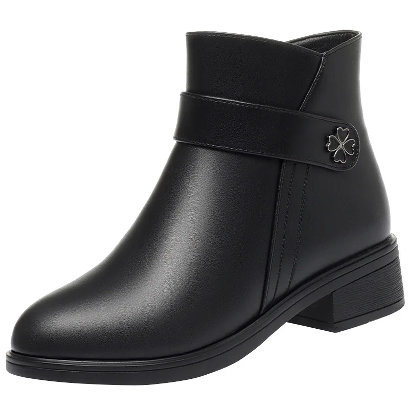 3.5cm Comfortable All Match Black Soft Leather Boots Women's Shoes Winter 2026 Flat Platform Thick Fur Plush Short Ankle Boots
3.5cm Comfortable All Match Black Soft Leather Boots Women's Shoes Winter 2026 Flat Platform Thick Fur Plush Short Ankle Boots