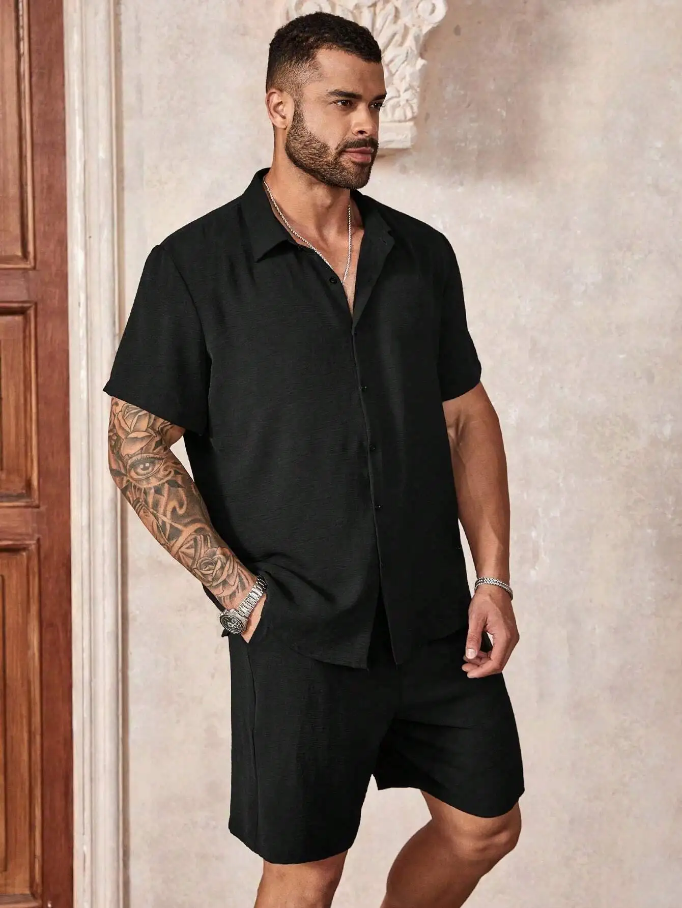 Black Men Loose Fit Short Sleeve Shirt And Shorts Two-Piece Set Casual Outfit
Black Men Loose Fit Short Sleeve Shirt And Shorts Two-Piece Set Casual Outfit