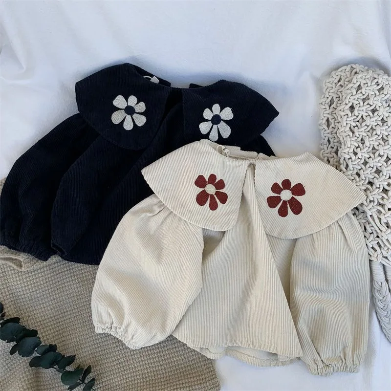Spring and Autumn Girls' Shirt Baby Children's Personality Simple Korean Style Doll Collar Embroidered Flower Shirt
Spring and Autumn Girls' Shirt Baby Children's Personality Simple Korean Style Doll Collar Embroidered Flower Shirt