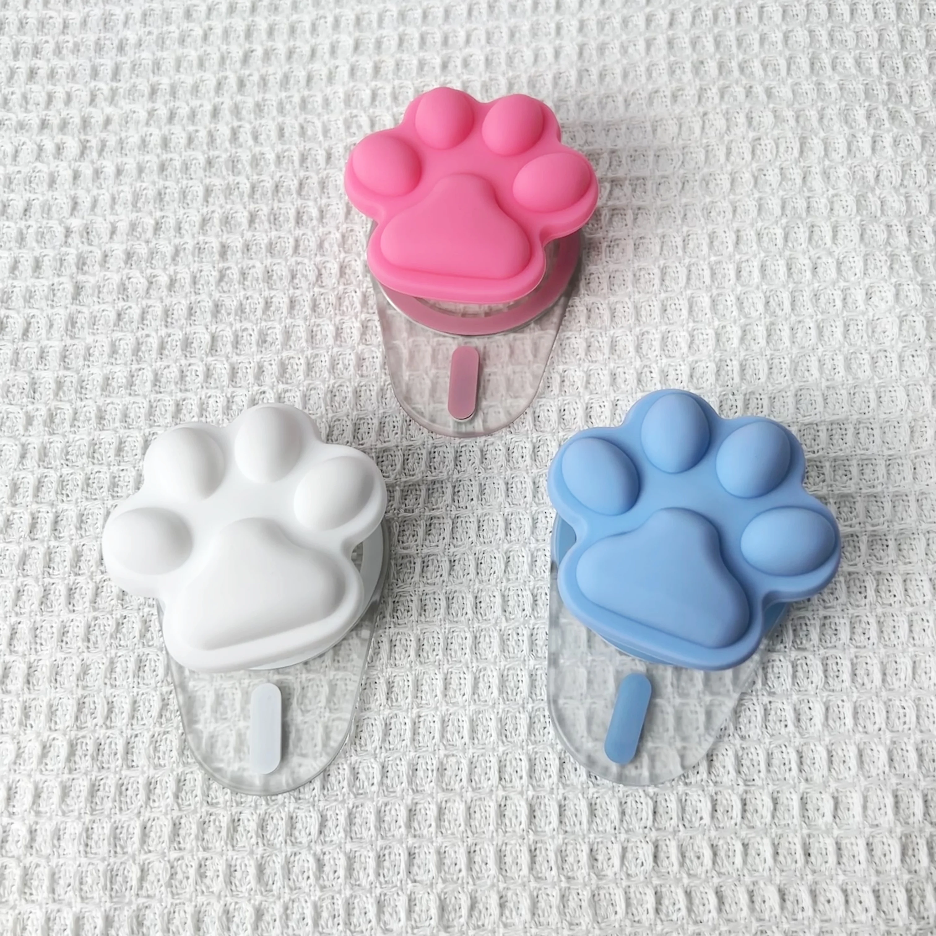 popsoGrip Cat's Paw Oval Clear Phone Ring Holder for iPhone 16/15/14/13/12 Series Cute Magnetic Phone Grip PotSocket Phone Stand
popsoGrip Cat's Paw Oval Clear Phone Ring Holder for iPhone 16/15/14/13/12 Series Cute Magnetic Phone Grip PotSocket Phone Stand