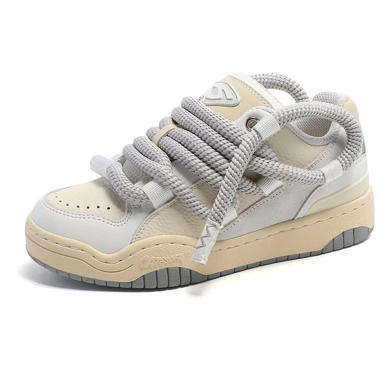 Japanese Dreadlocks Original Design New Sports Skateboard Sneakers White Bread Shoes Retro Couple Casual Versatile Board Shoes
Japanese Dreadlocks Original Design New Sports Skateboard Sneakers White Bread Shoes Retro Couple Casual Versatile Board Shoes