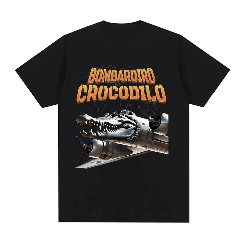 Bombardiro Crocodilo Crocodile Plane Bomber Забавная футболка с мемом для мужчин и женщин Повседневная футболка с короткими рукавами Treetwear
Bombardiro Crocodilo Crocodile Plane Bomber Забавная футболка с мемом для мужчин и женщин Повседневная футболка с короткими рукавами Treetwear