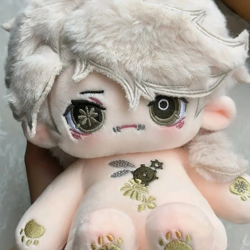 20 см аниме идентичность V Ezop Carl плюшевое платье хлопковая кукла косплей одежда со скелетом плюшевые уши рождественские подарки игрушки для детей 
20 см аниме идентичность V Ezop Carl плюшевое платье хлопковая кукла косплей одежда со скелетом плюшевые уши рождественские подарки игрушки для детей