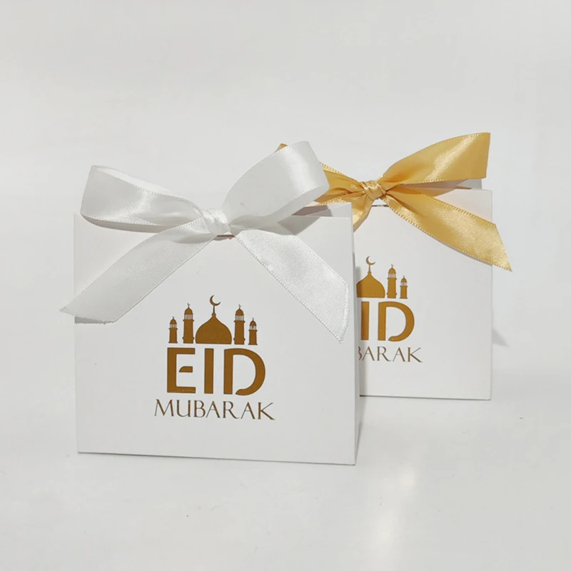 5Pcs White Arabic Eid Mubarak Gifts Bags With Ribbon Candy Cookies Packing Bags Ramadan Decoration for Home Islamic Muslim Party
5Pcs White Arabic Eid Mubarak Gifts Bags With Ribbon Candy Cookies Packing Bags Ramadan Decoration for Home Islamic Muslim Party